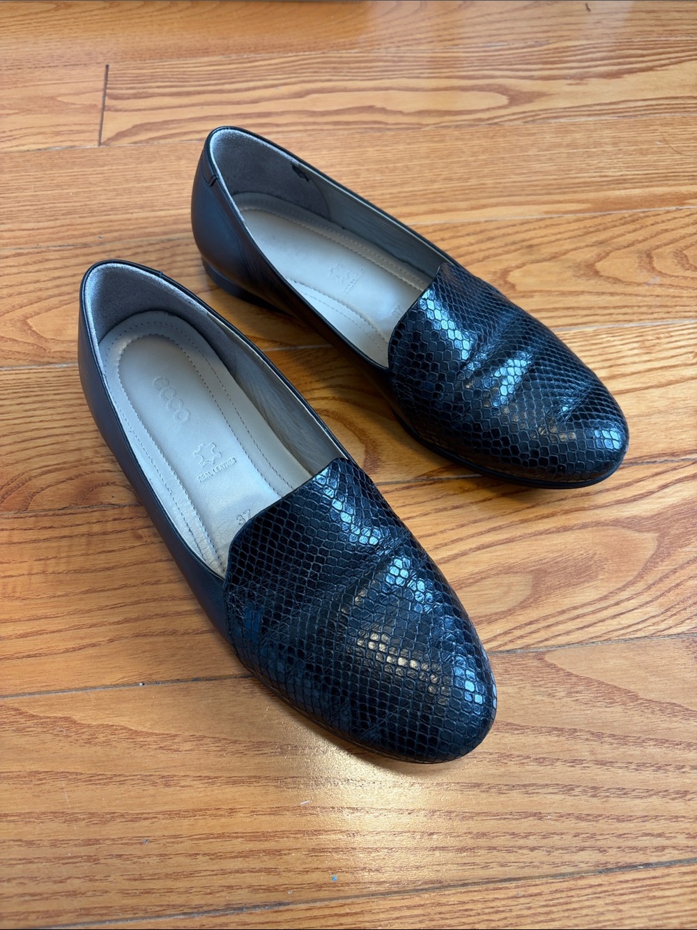 Ecco Touch Ballerina 2.0 Leather Black Women's Slip-On Flats Loafers 37